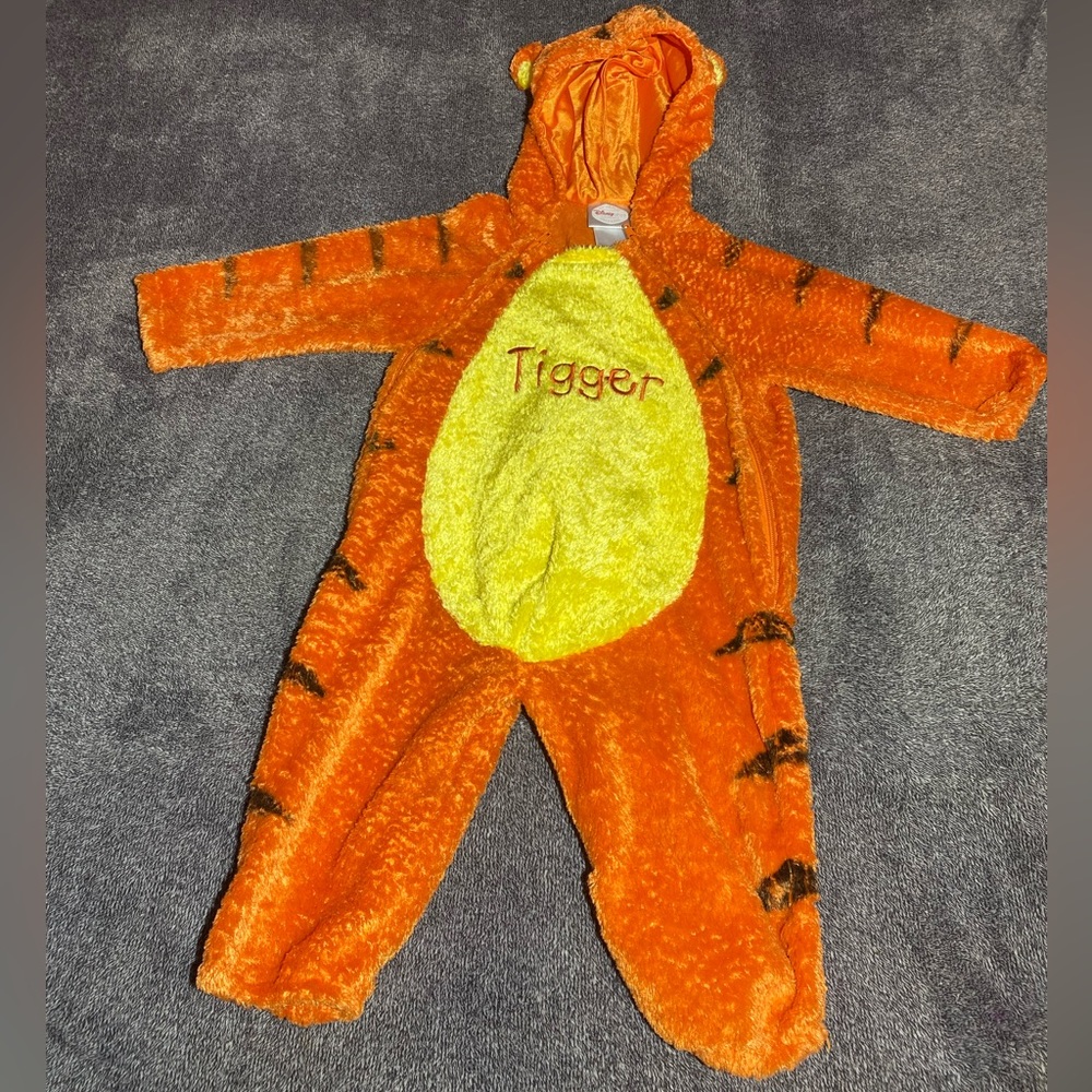 Vintage Disney Store‎ Exclusive Tigger Costume ( 18-24M )